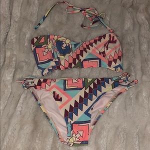 Colorful Billabong Bikini M